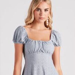 URBAN Romantics Green Puff Sleeve Smocked Blouse